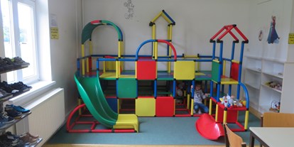 Händler - Gutscheinkauf möglich - Vöcklabruck - unser beliebter Kinderspielplatz indoor - leider jetzt verwaist! - schuhschuh Köck Handelsgesellschaft mbH