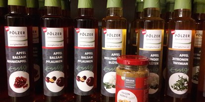 Händler - Produkt-Kategorie: Lebensmittel und Getränke - Koppl (Koppl) - Bio Essige vom Pölzer Steiermark! - Helgas Genusswelt-Feinkost Italien - Österreich