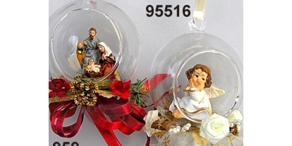Händler - Produkt-Kategorie: Haus und Garten - Salzburg-Stadt (Salzburg) - Glaskugel mit Hl.Familie und Engel mit  Gewürzdeko zu Aufhängen - Rasp Salzburg - Gewürzgebinde Hochzeitsanstecker Kunstblumen
