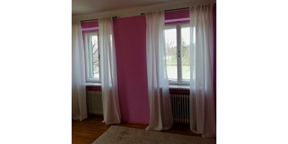 Händler - Produkt-Kategorie: Möbel und Deko - PLZ 5411 (Österreich) - Leinenvorhänge -  Wer hat Mut zur Wandfarbe - Textilwerkstatt