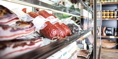 Händler - überwiegend regionale Produkte - Untertal (Schladming) - veredelte Fleisch- und Wurstwaren - Heimatgold Schladming
