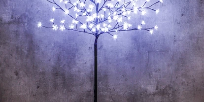 Händler - Unternehmens-Kategorie: Einzelhandel - Groß-Schweinbarth - Kirschblütenbaum Sakura mit 180 kaltweißen LED - Weihnachtsdiskont