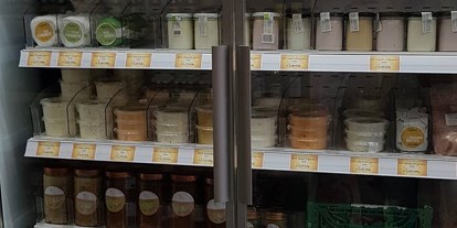 Händler - überwiegend Bio Produkte - Mühlbach (St. Jakob im Rosental) - MiniBiomarkt
24/7 Selbstbedienungsladen in der Kohldorfer Strasse 100, 9020 Klagenufrt - ErdenGold KG