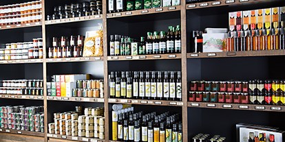 Händler - Art der erstellten Produkte: Lebensmittel - Österreich - ein breites Sortiment an Essigen, Ölen, Gewürzen, Salzen, Knabbereien und Süßem - Heimatgold Schladming