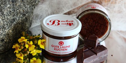 Händler - Produktion vollständig in Österreich - Oberösterreich - Gute Laune Kuchen
Schokoladekuchen mit Kirschpralinen - Backen mit Herz e.U.
