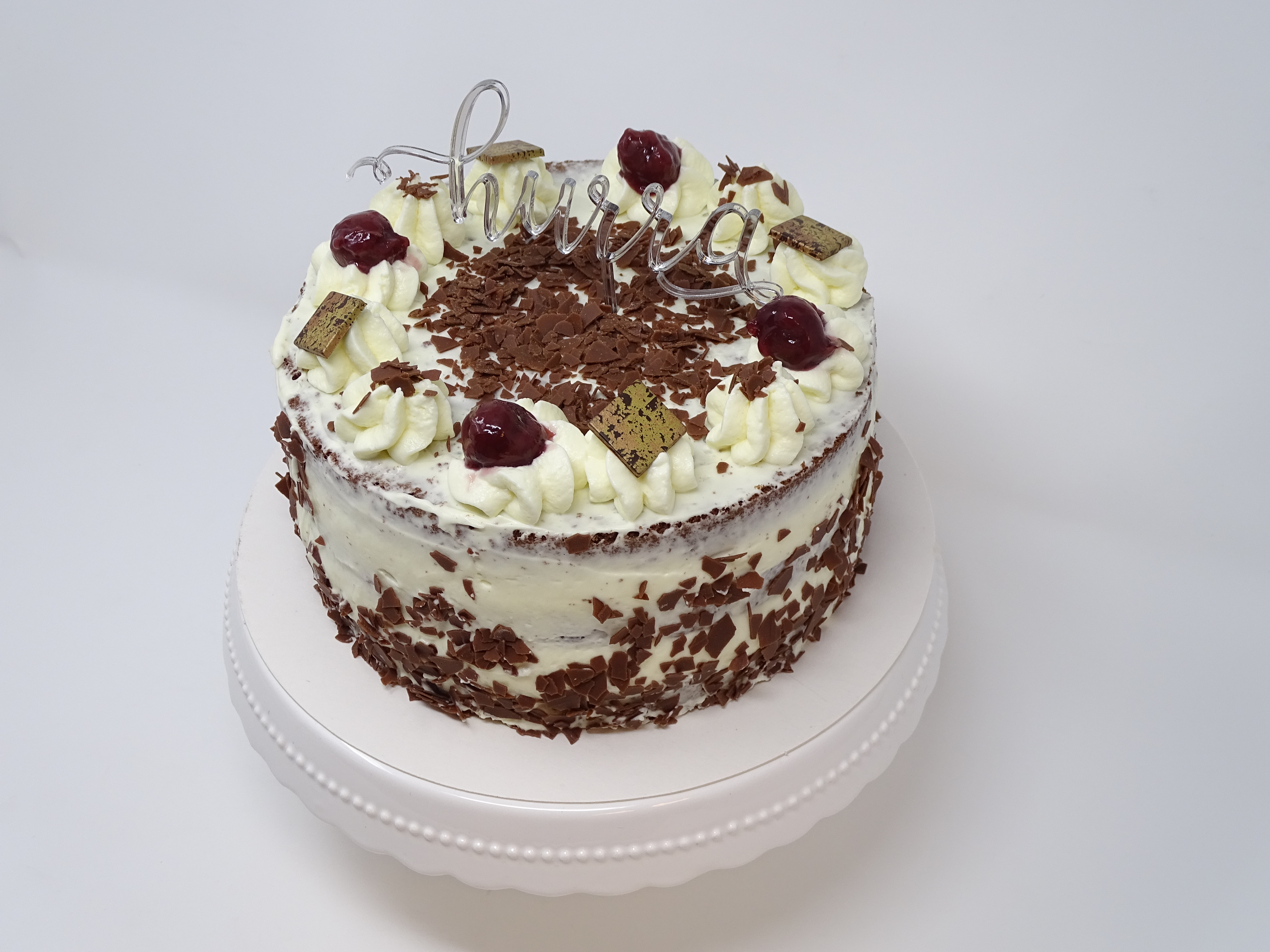 Unternehmen - Schwarzwälder-Kirsch-Torte klein (6 Portionen EUR 19,00)
Topfen-Joghurt-Torte klein 
Nuss-Nougat-Torte klein
Joghurt-Sahne-Torte klein - Zuckerpuppe - Süsses von Nela 
