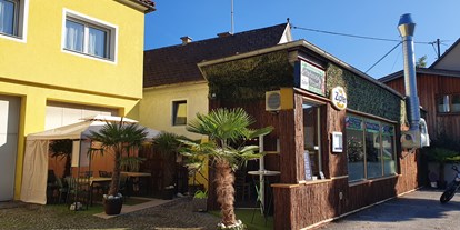 Händler - Zahlungsmöglichkeiten: Bar - PLZ 4451 (Österreich) - Geschäft mit Terrasse - Andras Sipos