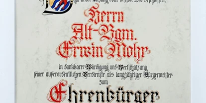 Händler - Produktion vollständig in Österreich - Österreich - Heraldik Atelier Werkstätte für Kalligraphie und Heraldik