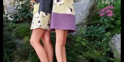 Händler - Baden (Baden) - Dieses Foto entstand bei einem Event auf der Gramai Alm in Tirol, wo unsere Models unsere Kleider presentieren - blumi i gesbr