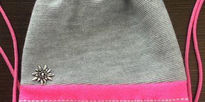 Händler - Produkt-Kategorie: Kleidung und Textil - Siegenfeld - Unsere Rucksäcke - blumi i gesbr