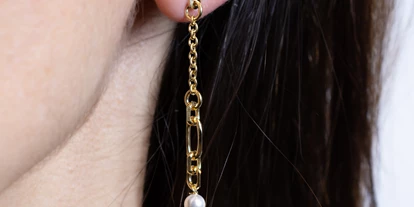 Händler - Produkt-Kategorie: Schmuck und Uhren - Achau - CHAIN Ohrringe in Gelb mit einer Perle - TomCrow Jewellery