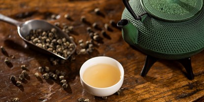 Händler - überwiegend Bio Produkte - Wien Alsergrund - Jasmin Pearl tea Dragon - JägerTEE Wiens ältestes Teefachgeschäft seit 1862