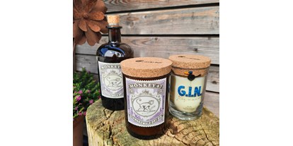 Händler - Art der erstellten Produkte: Wohnartikel - Straßwalchen - Kerzen in upgecycelten Gin-Flaschen - Cam&Leon