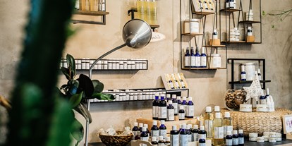 Händler - bevorzugter Kontakt: Online-Shop - Ruhsam - Ätherische Öle, Naturkosmetik von feeling aus Vorarlberg - AromaSpecials Gesundheitszentrum