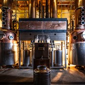 Unternehmen - Kukmirn Destillerie Puchas