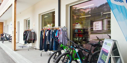 Händler - Unternehmens-Kategorie: Einzelhandel - Laim - Sportshop und E-Bike Verleih in Gosau - Checkpoint Sport