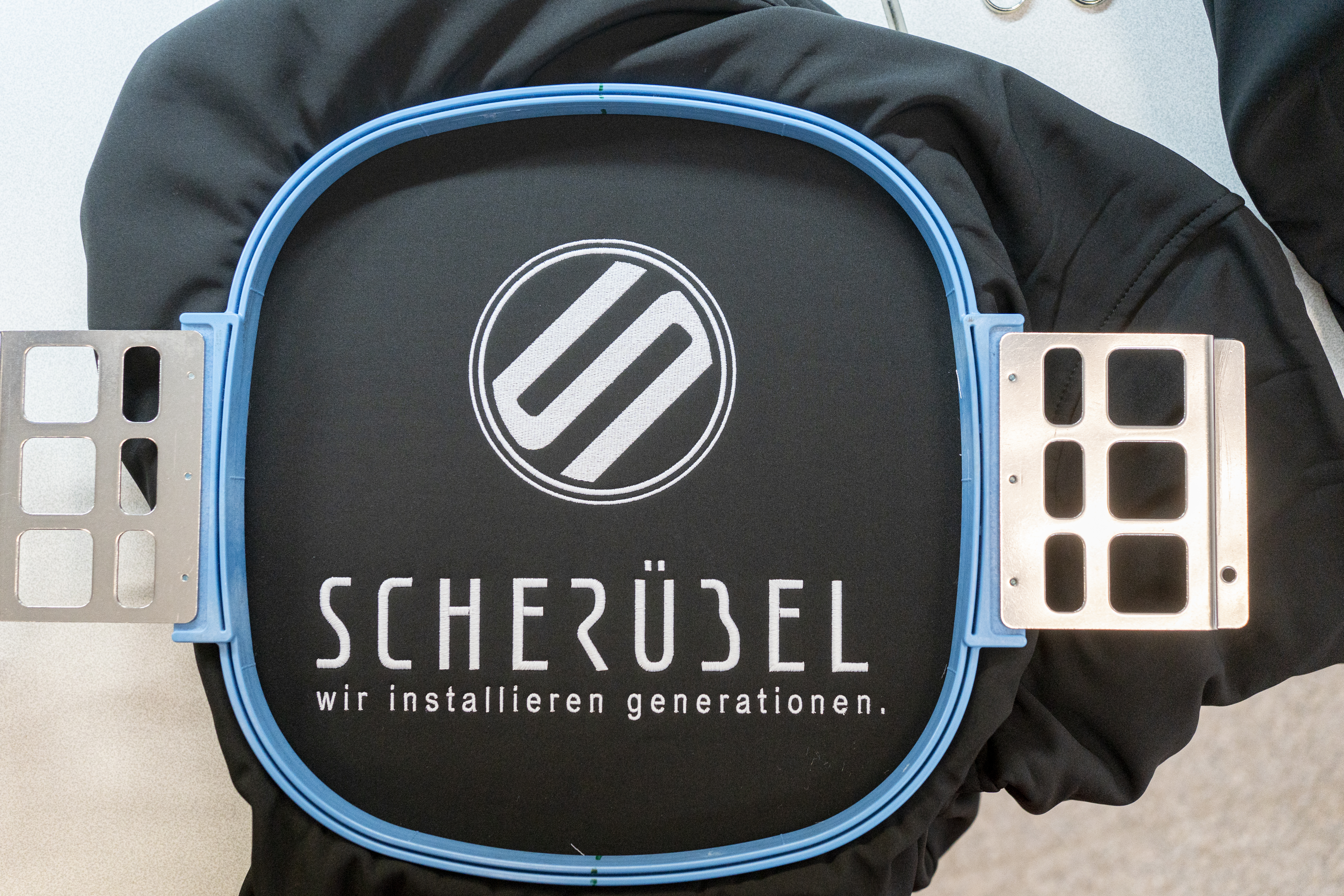 Unternehmen - Creativ Stickerei