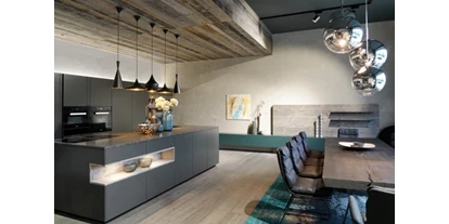 Händler - Art der erstellten Produkte: Möbel - Brunn (Straßwalchen) - Individuelle Küchen inklusive einzigartigem Essbereich - Sendlhofer Design