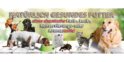 Händler - überwiegend Fairtrade Produkte - Unterrettenbach - Das Bild zeigt verschiedene Katzen und Hunde, welche Fedor® Tiernahrung genießen. Geschrieben steht „Gesund schmausen und nie mehr bezahlen – klingt lecker!!      - Fedor® Tiernahrung