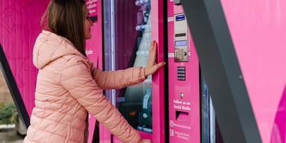 Händler - Art der Abholung: kontaktlose Übergabe - Glatzau - Hofschneider Dirndln - 24h Bauernautomaten