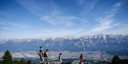 Händler - bevorzugter Kontakt: per Telefon - Bezirk Innsbruck Land - Wandern Hall Wattens Tirol - Tourismusverband Region Hall-Wattens