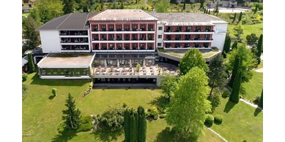 Händler - bevorzugter Kontakt: per Telefon - PLZ 9500 (Österreich) - Hotel Parks Velden – Urlaub am Wörthersee in Kärnten - Hotel Parks Velden
