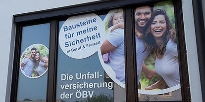 Händler - Art der Abholung: Übergabe mit Kontakt - Jauchsdorf - ÖBV: Digitaldruck für Fenster - Agentur West - Manfred Salfinger