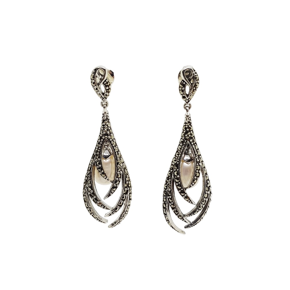 Händler - Exquisite Markasit Ohrhänger mit Barockperlen - Exquisite Markasit Ohrhänger mit Barockperlen