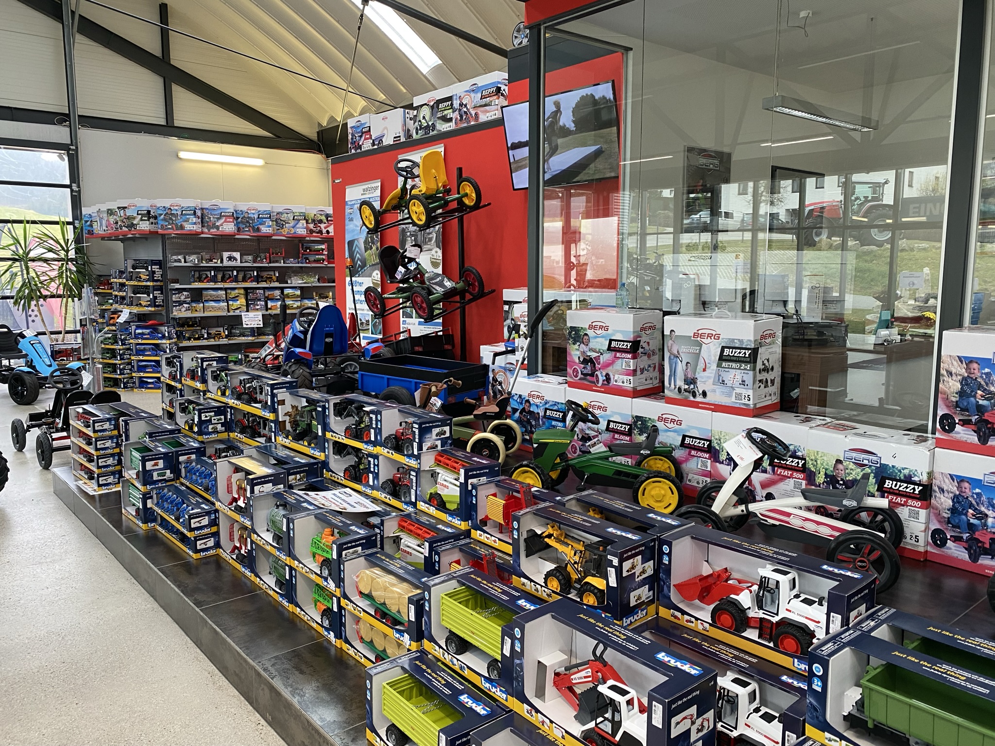 Unternehmen - Große Auswahl an Bruder und Bergtoys Spielwaren - BRUDER Spielwaren