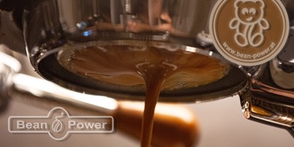 Händler - Lieferservice - Niederschöckl - Bean Power Coffee & More aus Graz!
www.bean-power.at

Bean Bear Espresso im Bottomless Siebträger - Bean Power - Coffee and more