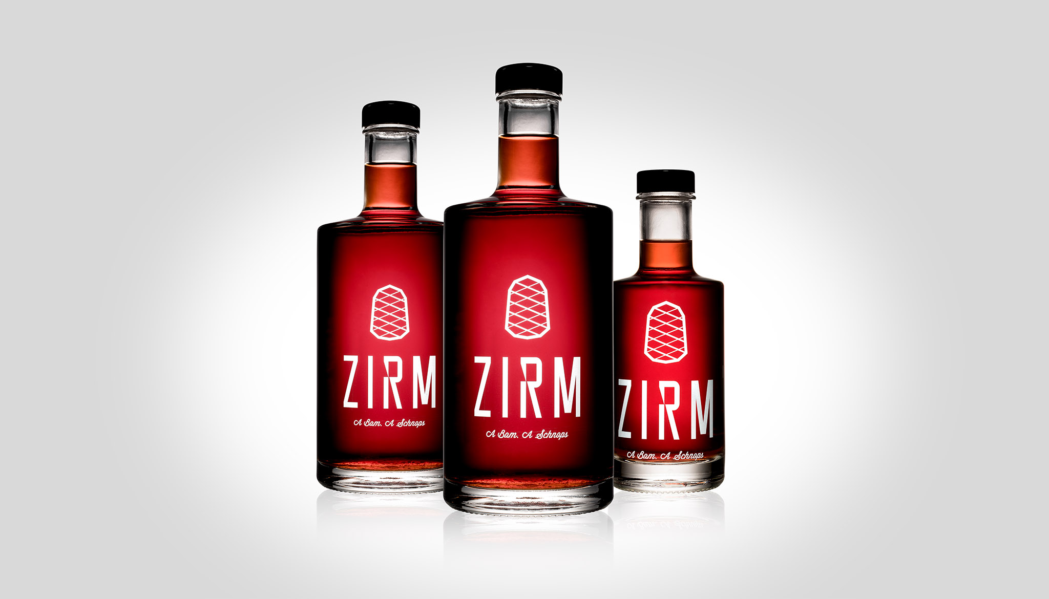 Unternehmen - Die ZIRM-Familie in voller Pracht - ZIRM