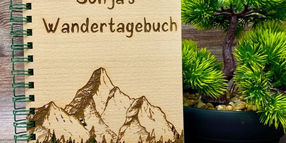 Händler - Art der erstellten Produkte: Schmuck - Niederösterreich - Wandertagebuch - Wurmis-Holzdeko