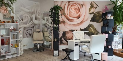 Händler - Art des Unternehmens: Beautysalon - Österreich - Unser Studio - Sissi Nails Nagelstudio