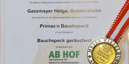 Händler - überwiegend selbstgemachte Produkte - Hauzendorf - Primasn Bauchspeck - Gassmayer Helga