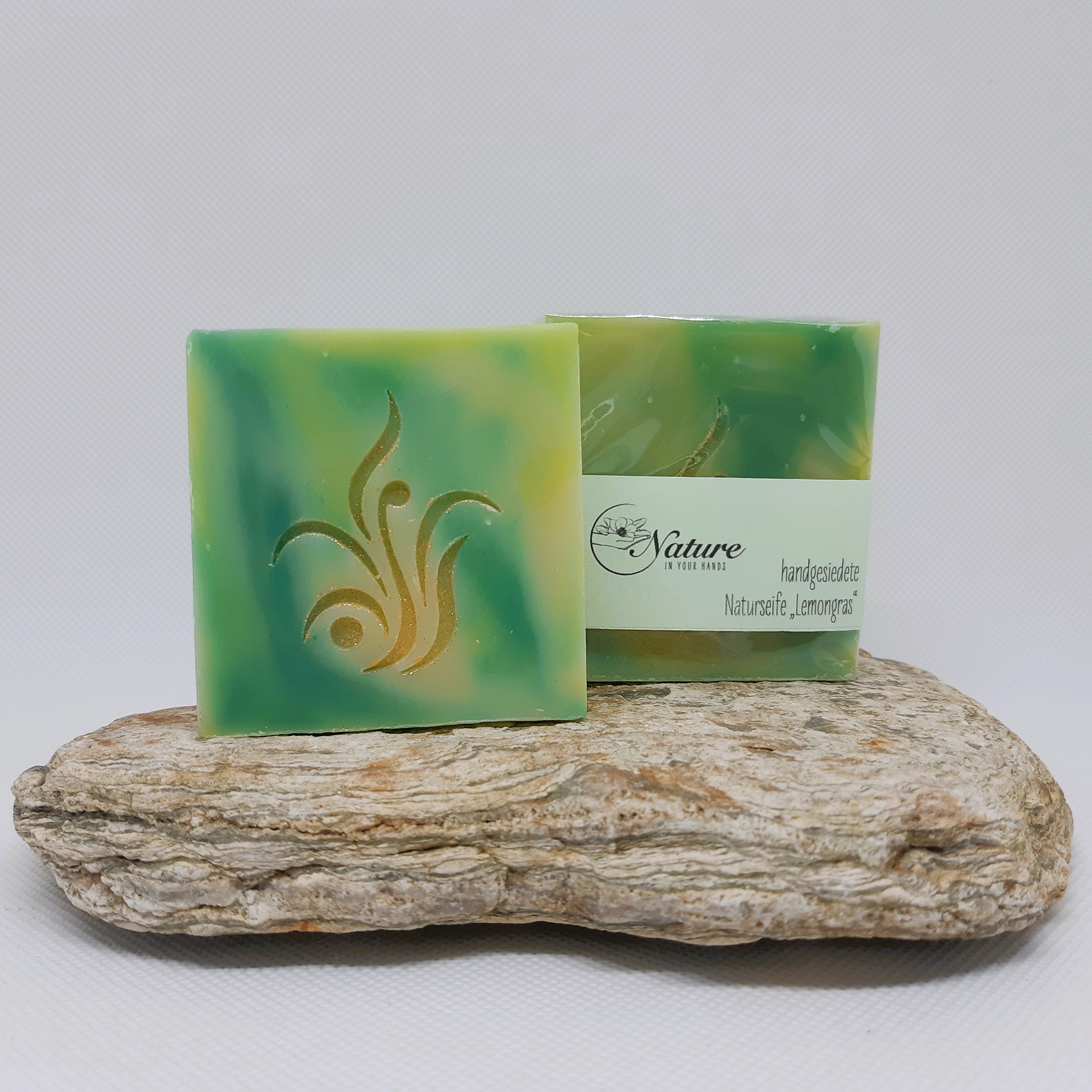 regionale Produkte: Naturseife "Lemongras" - nature in your hands: Naturseife "Lemongras"