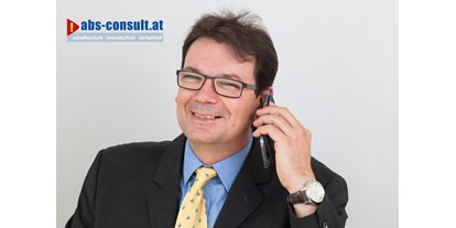 Händler - bevorzugter Kontakt: per Telefon - Hütteldorf - Eigentümer Björn Pichlmayr  - abs-consult GmbH