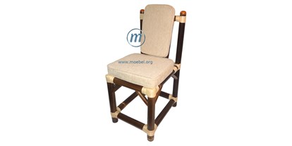 Händler - Produkt-Kategorie: Möbel und Deko - Natternbach - Stühle und Tische aus Bambus 

https://www.moebel.org/bambus_esstische.htm
 - Mitter - design and more