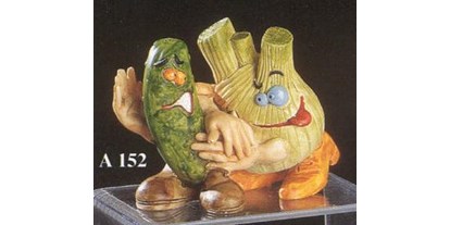 Händler - Lieferservice - Wendling (Wendling) - Geschenkartikel. 

Lustige Paare aus Keramik (handbemalt) mit starken Sprüchen!  

https://www.moebel.org/paare-bilder-unten-001.htm
 - Mitter - design and more
