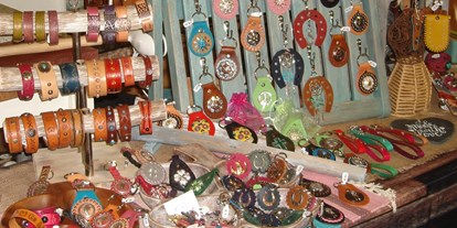 Händler - überwiegend selbstgemachte Produkte - Oberaich (Bruck an der Mur) - Schlüsselanhänger, Armbänder - Lederarbeiten Andulis Ranch