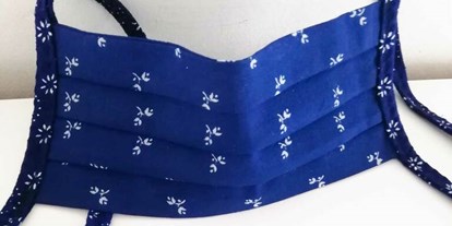 Händler - Produkt-Kategorie: Kleidung und Textil - PLZ 8042 (Österreich) - Blaudruck Mundmasken aus 100% Baumwolle, doppellagig genäht.  - Schmuck-Blaudruck Jalili & Panzer GsbR