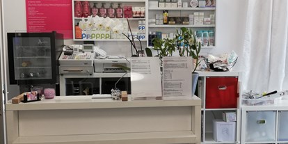Händler - Kehlsdorf - Empfang, Produkt Verkauf  - MP Kosmetik Fußpflege Permanent Make Up Mariana Parau 