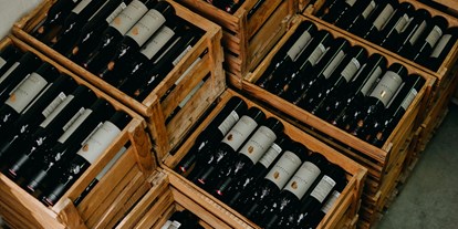 Händler - Art der Abholung: kontaktlose Übergabe - Grötsch (Sankt Nikolai im Sausal) - Weingut Gutjahr 