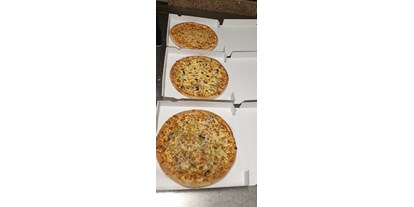 Händler - Zahlungsmöglichkeiten: Bar - Magetsham - Beste Pizza Qualität - Kirchenwirt