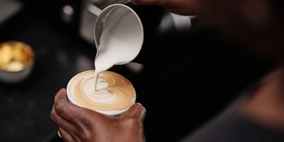 Händler - Unternehmens-Kategorie: Gastronomie - Heming - AFRO Coffee Genuss - Afro Coffee