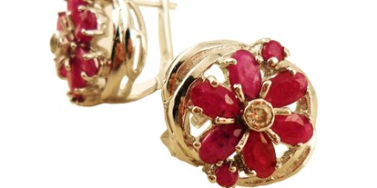Händler - bevorzugter Kontakt: per E-Mail (Anfrage) - Wien Penzing - Exquisite Rubin Blüten Ohrringe - JOY