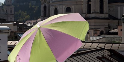 Händler - Produkt-Kategorie: Kleidung und Textil - Loipferding - Sonnenschirme aus eigener Produktion
Verschiedene Größen 
Stoff Dralon Markissenstoff Farben nach Wunsch  - Kirchtag Gmbh