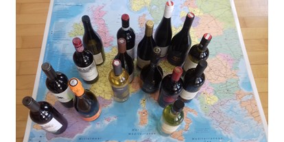 Händler - Produkt-Kategorie: Lebensmittel und Getränke - Baumgarten (Munderfing, Schalchen) - Mit ser Zunge auf Resien gehen, Weine aus Östereich, Italien, Spanien und Frankreich. - Rebklaus - Wein und Spezialitäten