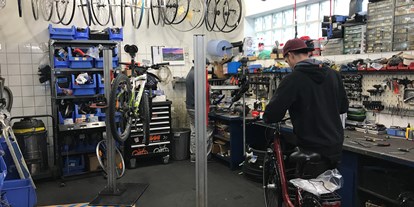 Händler - Zahlungsmöglichkeiten: PayPal - Salzburg-Stadt Sam - Werkstatt Fahrrad eBike Lastenrad  - Radlfürst GmbH