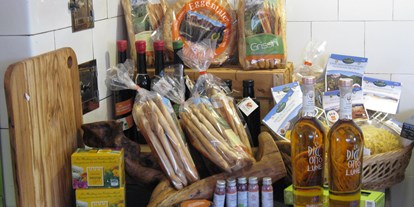 Händler - Produkt-Kategorie: Lebensmittel und Getränke - Salzburg-Stadt Andräviertel - Helgas Genusswelt-Feinkost Italien - Österreich