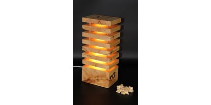 Händler - überwiegend selbstgemachte Produkte - Eiding - Zirbenlampe - HolzGlanz 